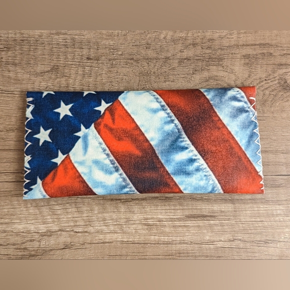 Custom Wallet/Phone Case - Picture 4 of 6